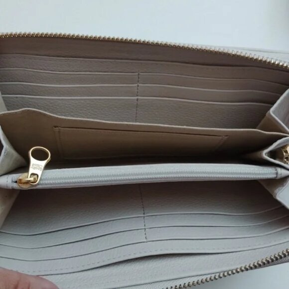 See By Chloe Long Tri Fold Wallet Zipper Closure Cream w/Yellow Accent - Picture 5 of 6